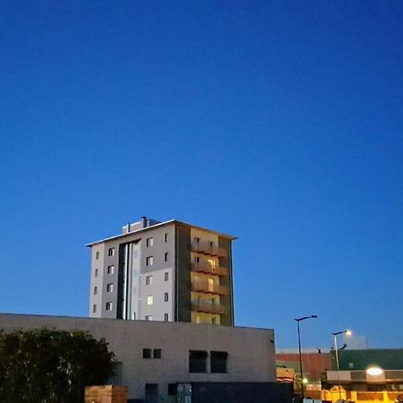 Condominio La Torre 2 Galliate Kültér fotó