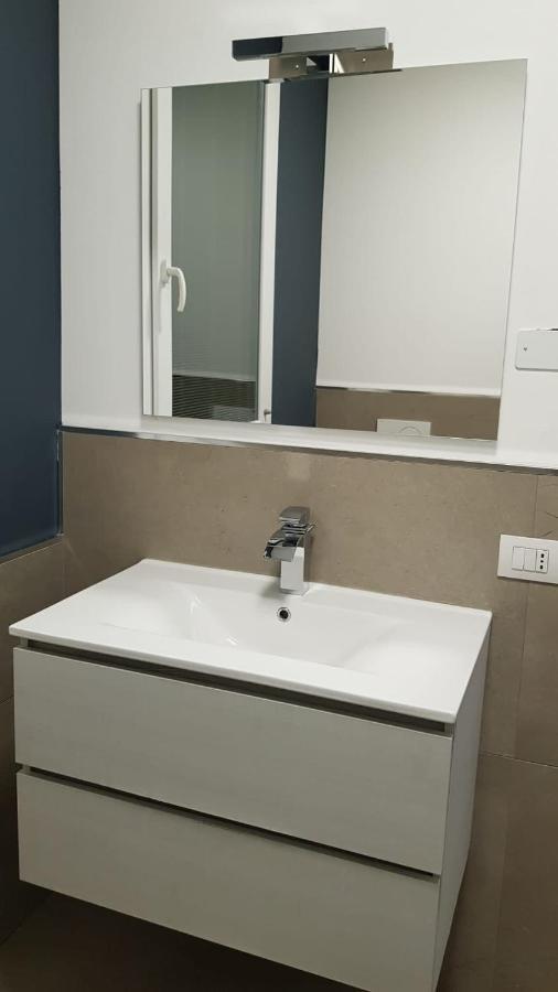 Condominio La Torre 2 Galliate Kültér fotó